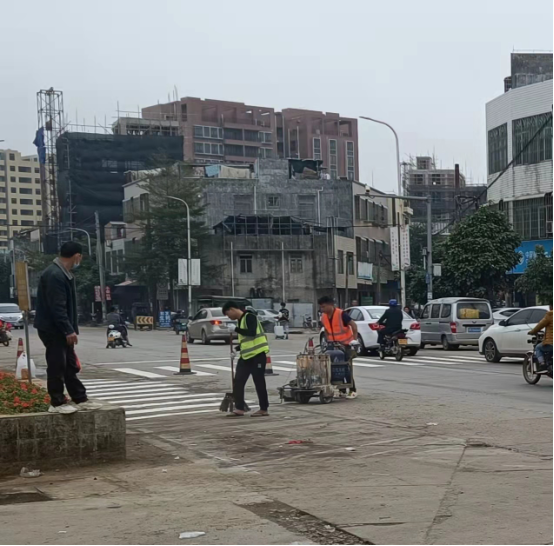 洋青鎮：統籌推進狠抓交通工作、多措并舉助力道路安全965.png