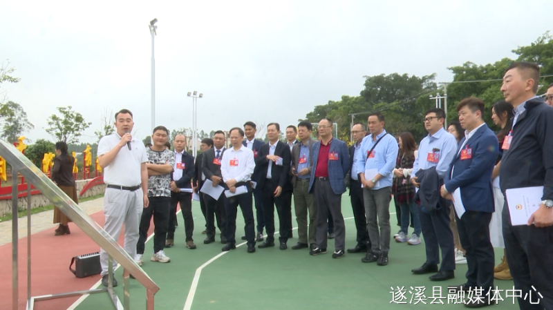 遂溪縣駐市外(含港澳)政協委員視察“百千萬工程”實施情況