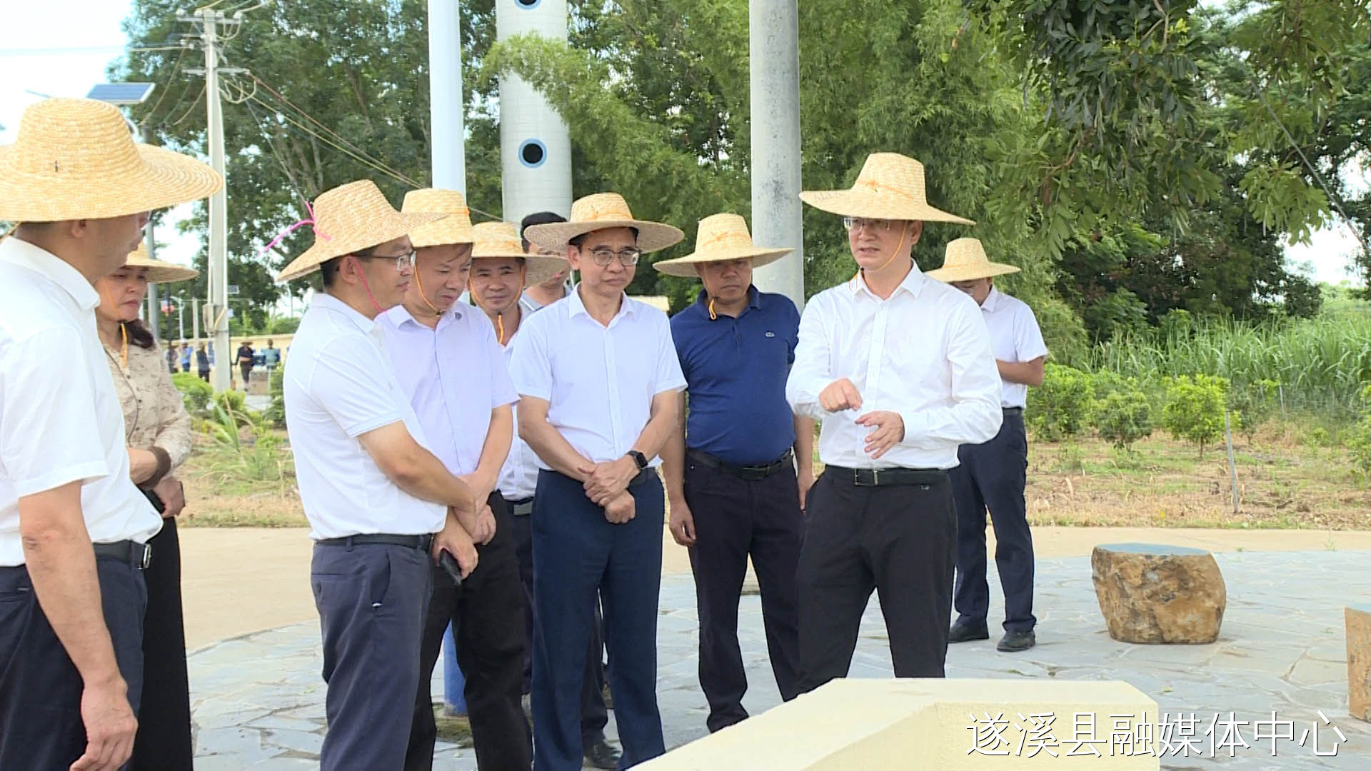 駱華慶率隊(duì)開(kāi)展調(diào)研督導(dǎo)“百千萬(wàn)工程”工作